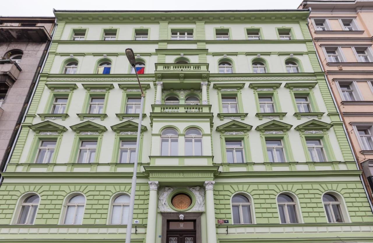Jt'S Apartments Spanelska Str. Prag Eksteriør billede