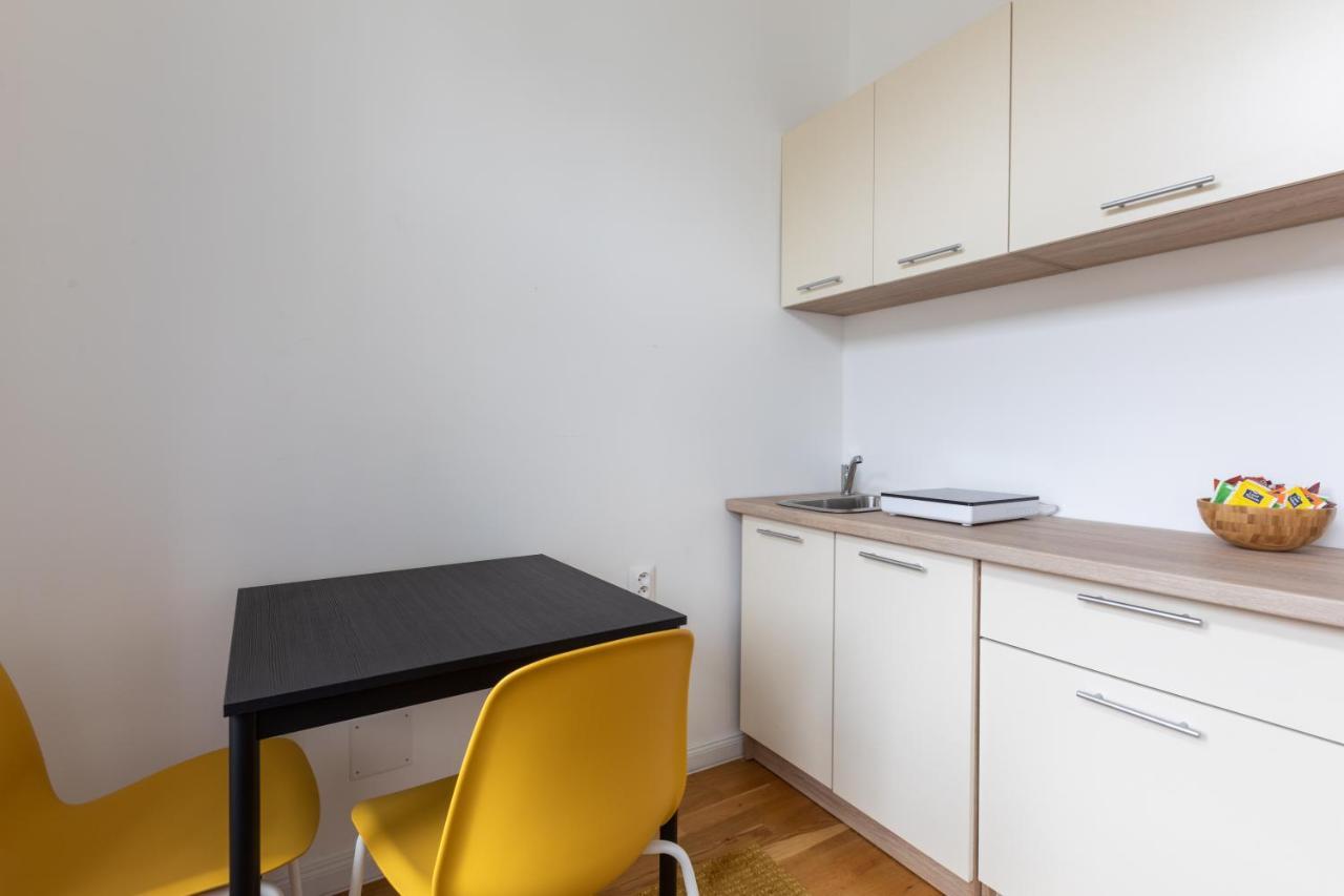 Jt'S Apartments Spanelska Str. Prag Eksteriør billede